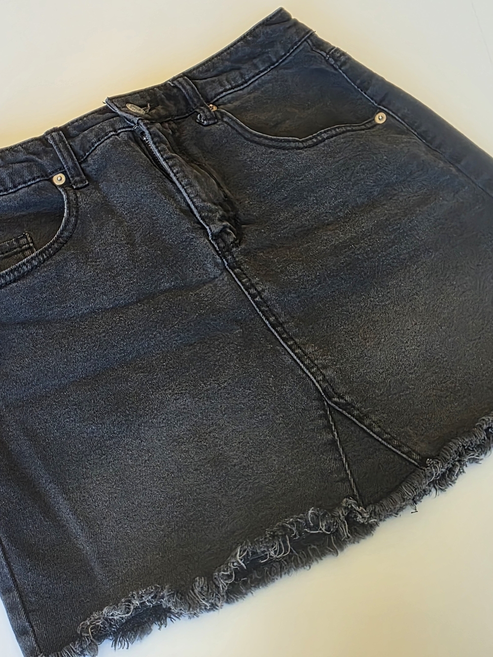 wild fable Black Frayed-Hem Denim Mini Skirt
